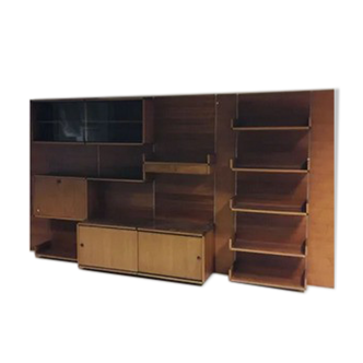 Wall unit