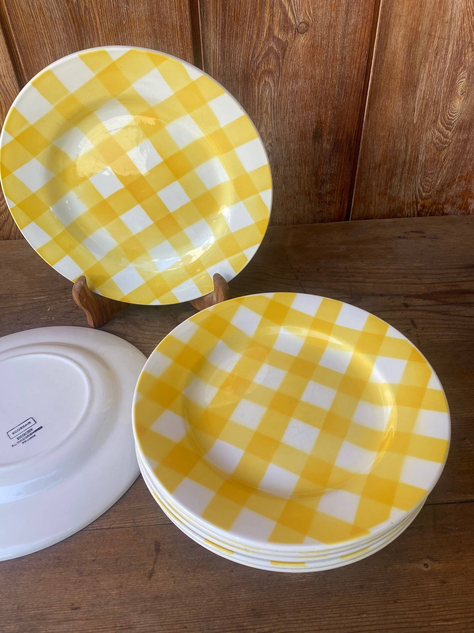 Set of 8 flat plates Digoin Sarreguemines model Scottish yellow year