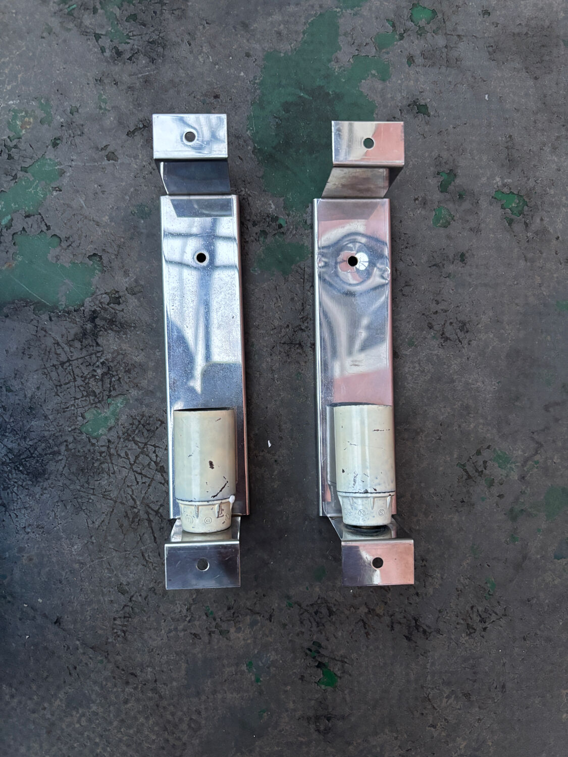 Two Veca Fontana Arte wall lights from 1970.