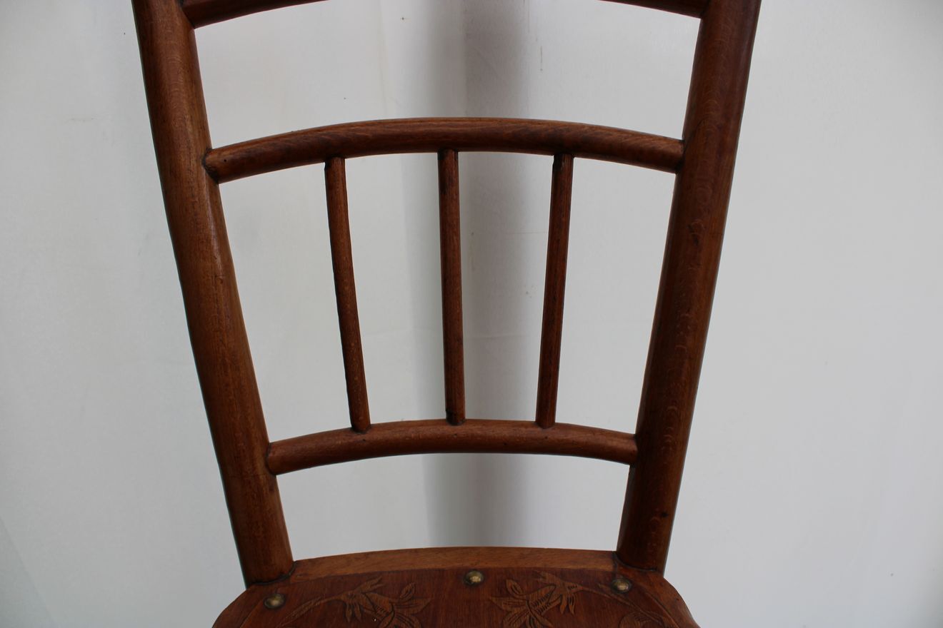 Embossed bistro chair