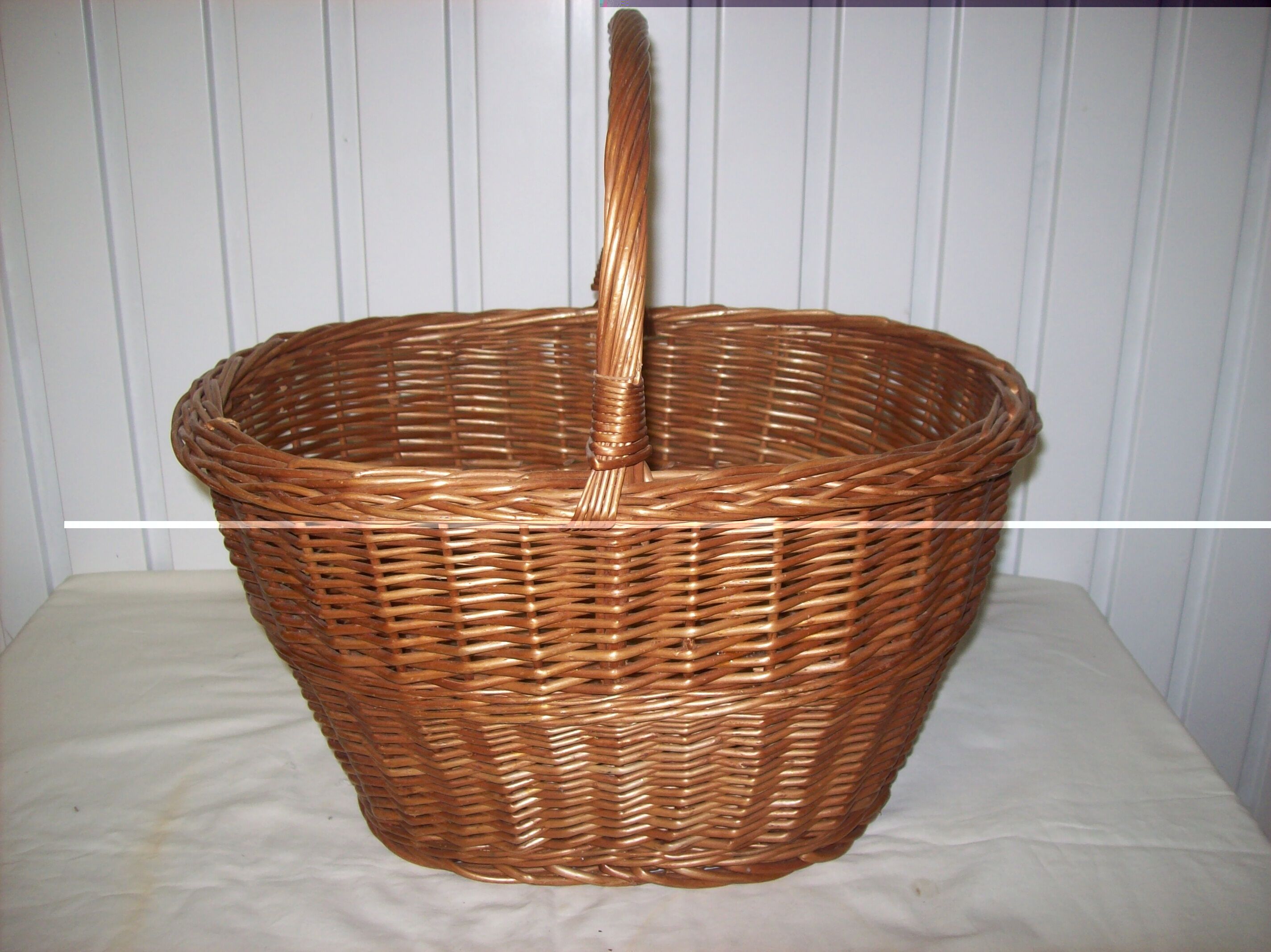 Wicker basket