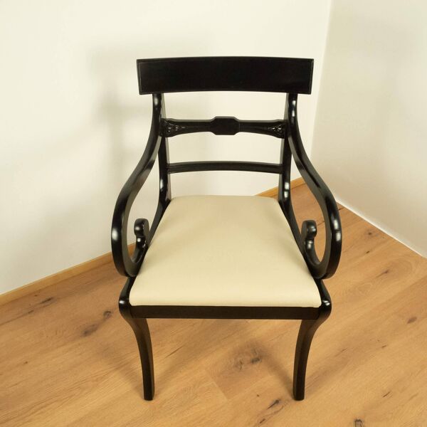 Fauteuil de G.T. Rackstraw, en acajou teinté noir, vintage d'Angleterre