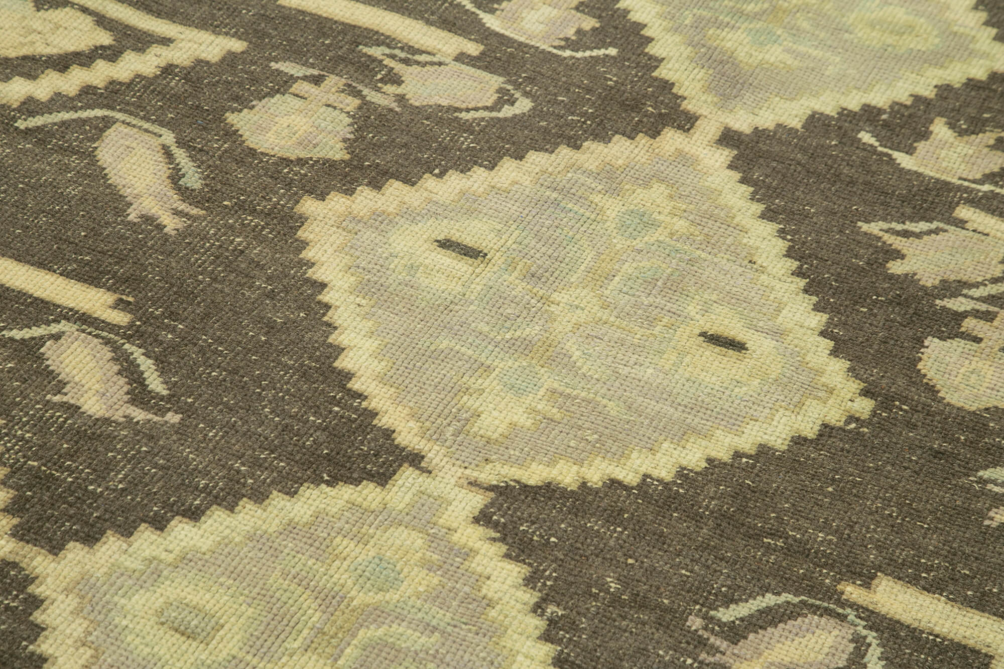 1950s hand-knotted wool turkish beige carpet 154 cm x 284 cm