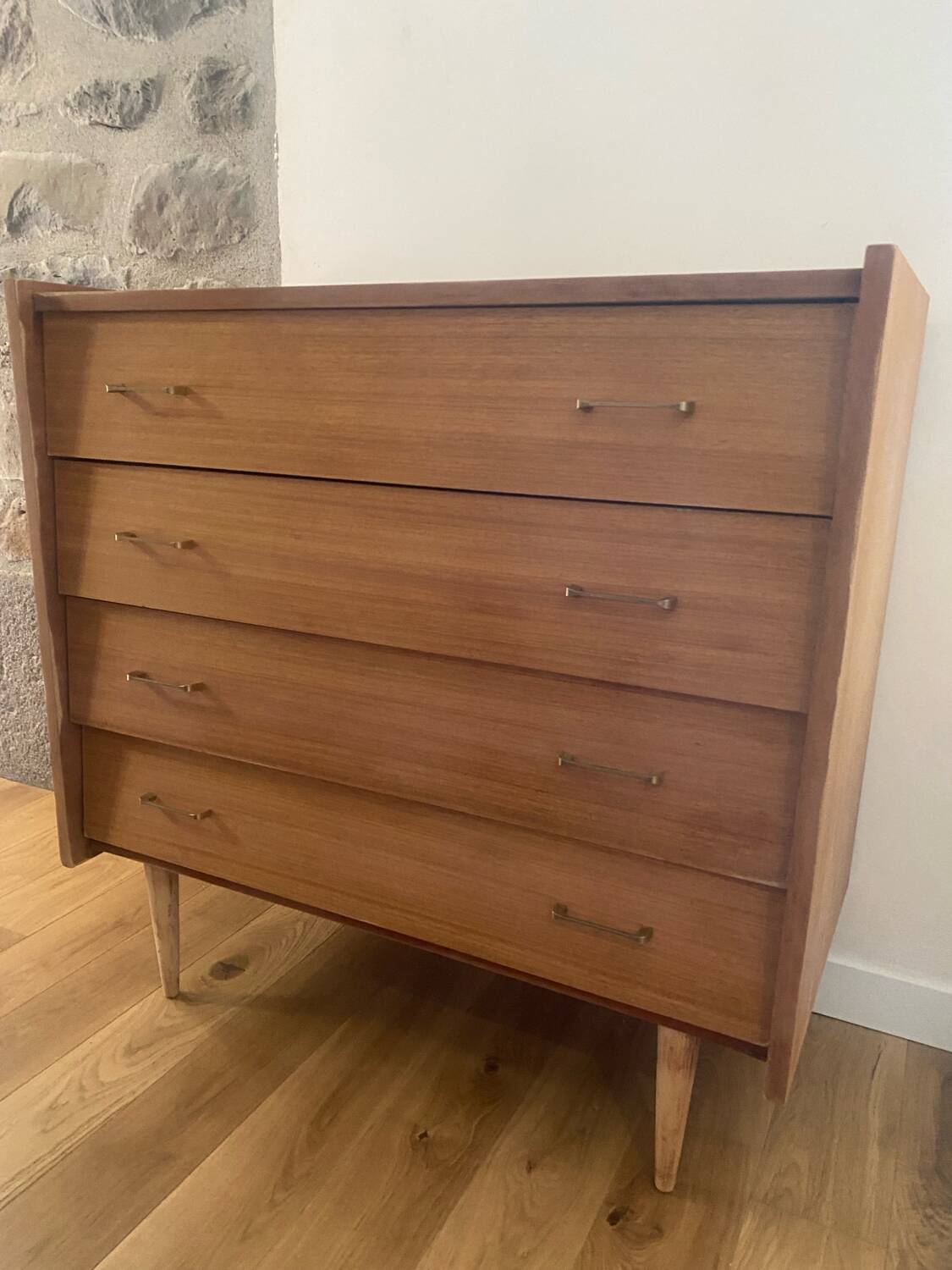 Commode scandinave