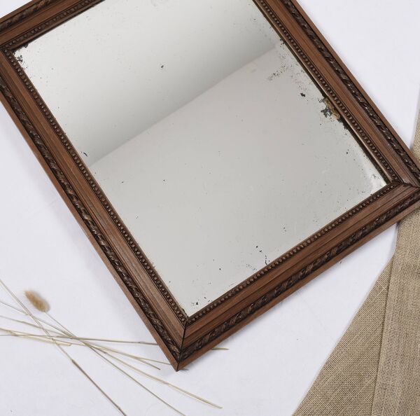 Grand miroir ancien 65cm, cadre en bois sculpté