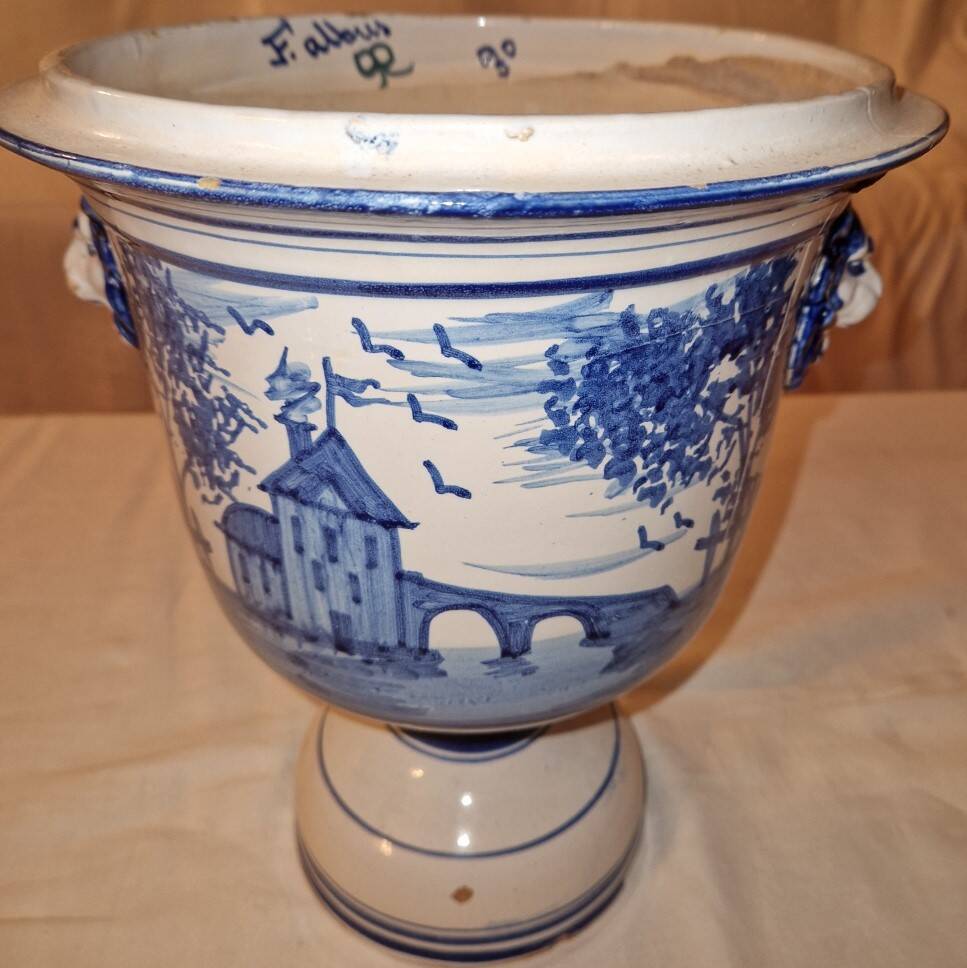 Cache pot intérieur faïence de nevers signé f. albus