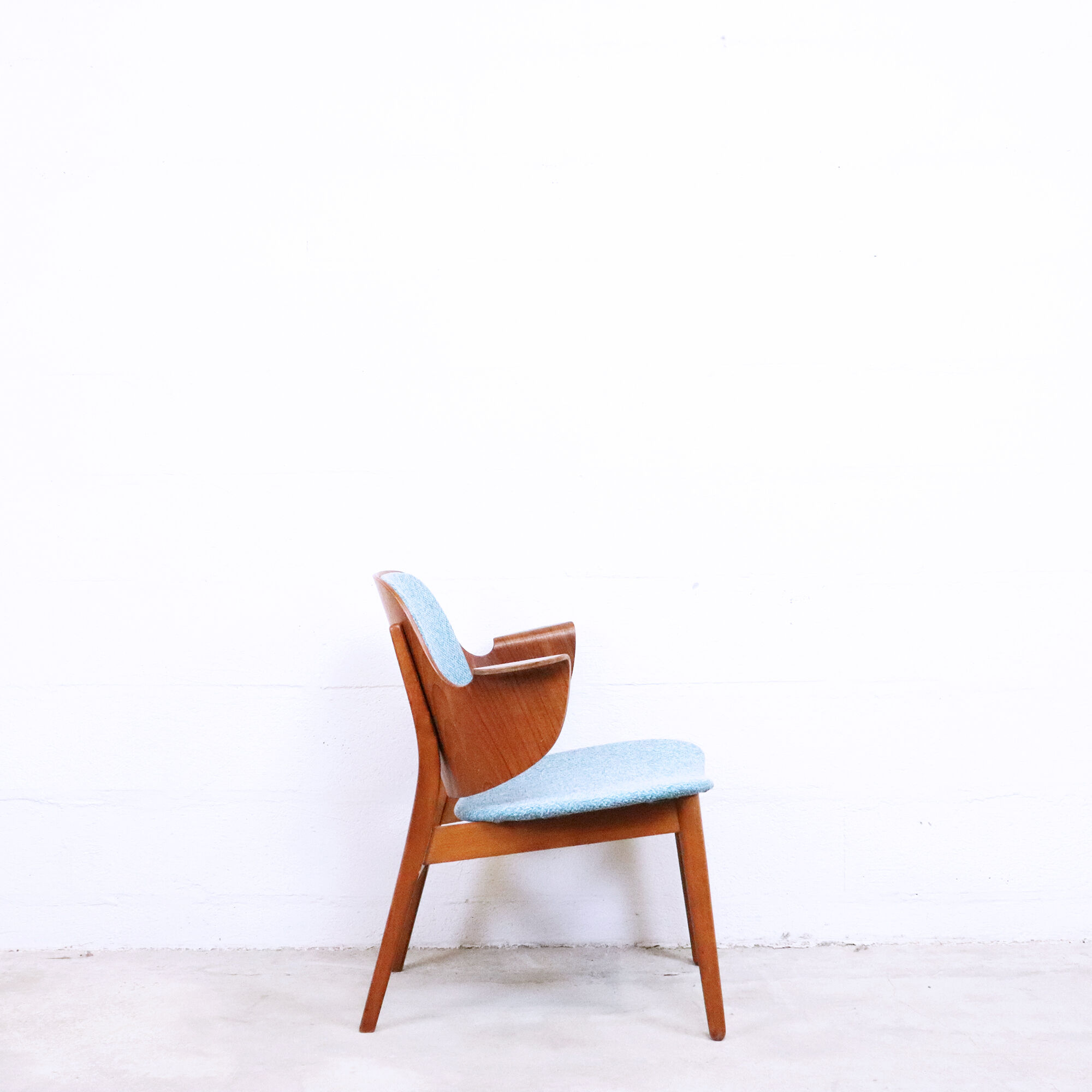 Armchair 107 by Hans Olsen, Denmark