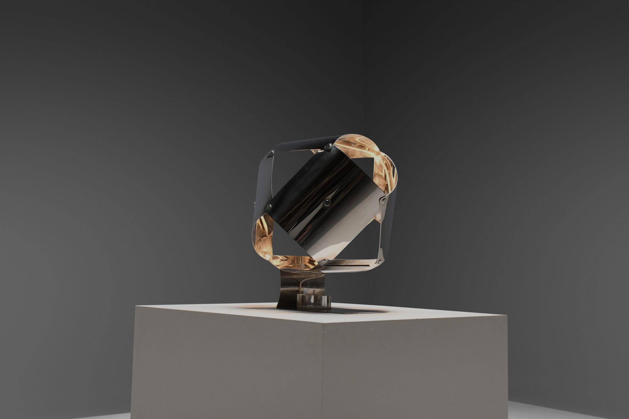 Stainless steel table lamp by Edera Radici for Sagim, Italy 1970