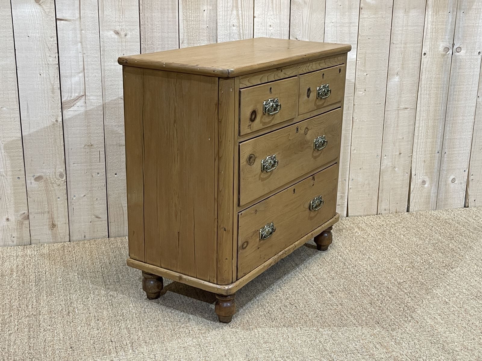 English chest of drawers in nineteenth century fir