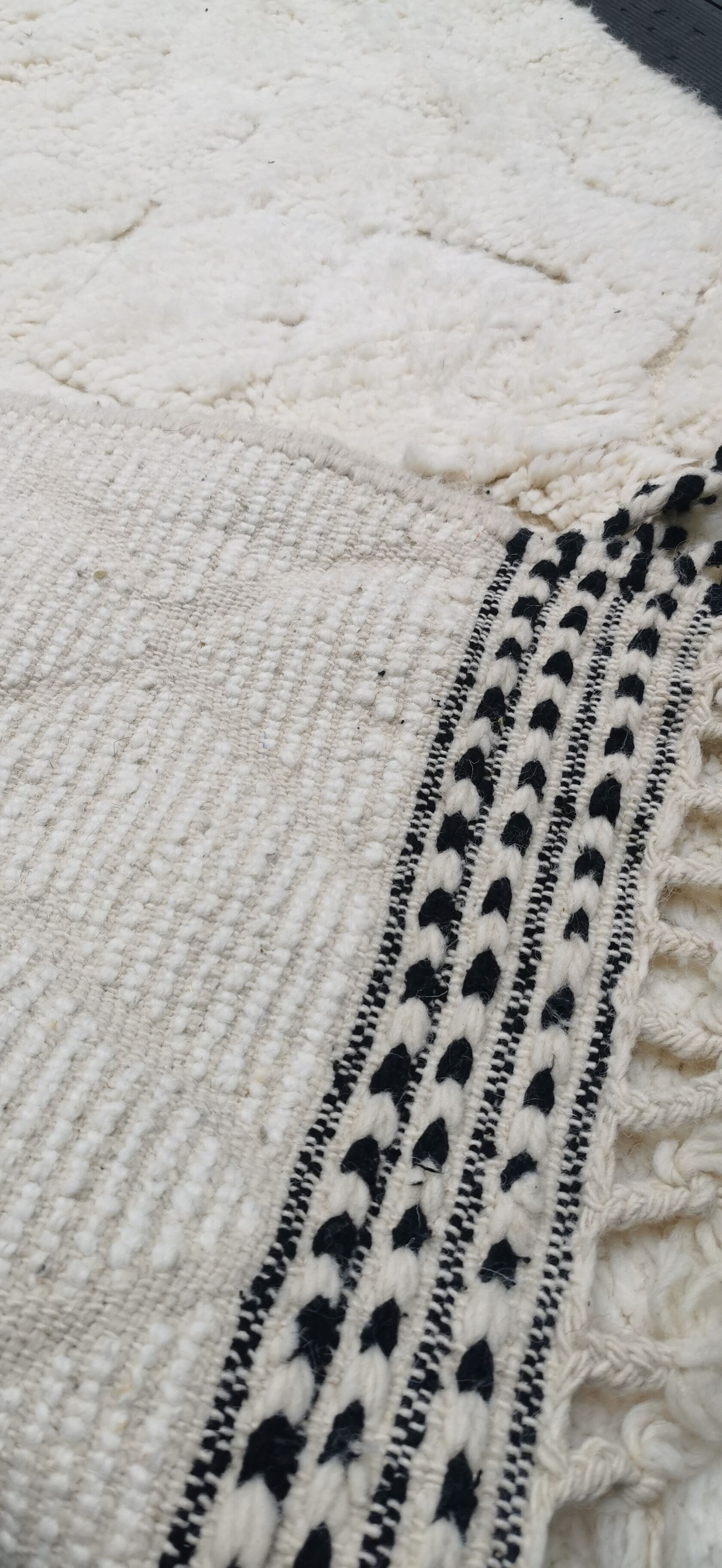 Berber carpet beni ouarain