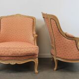 Paire de fauteuils bergère de style Louis XV