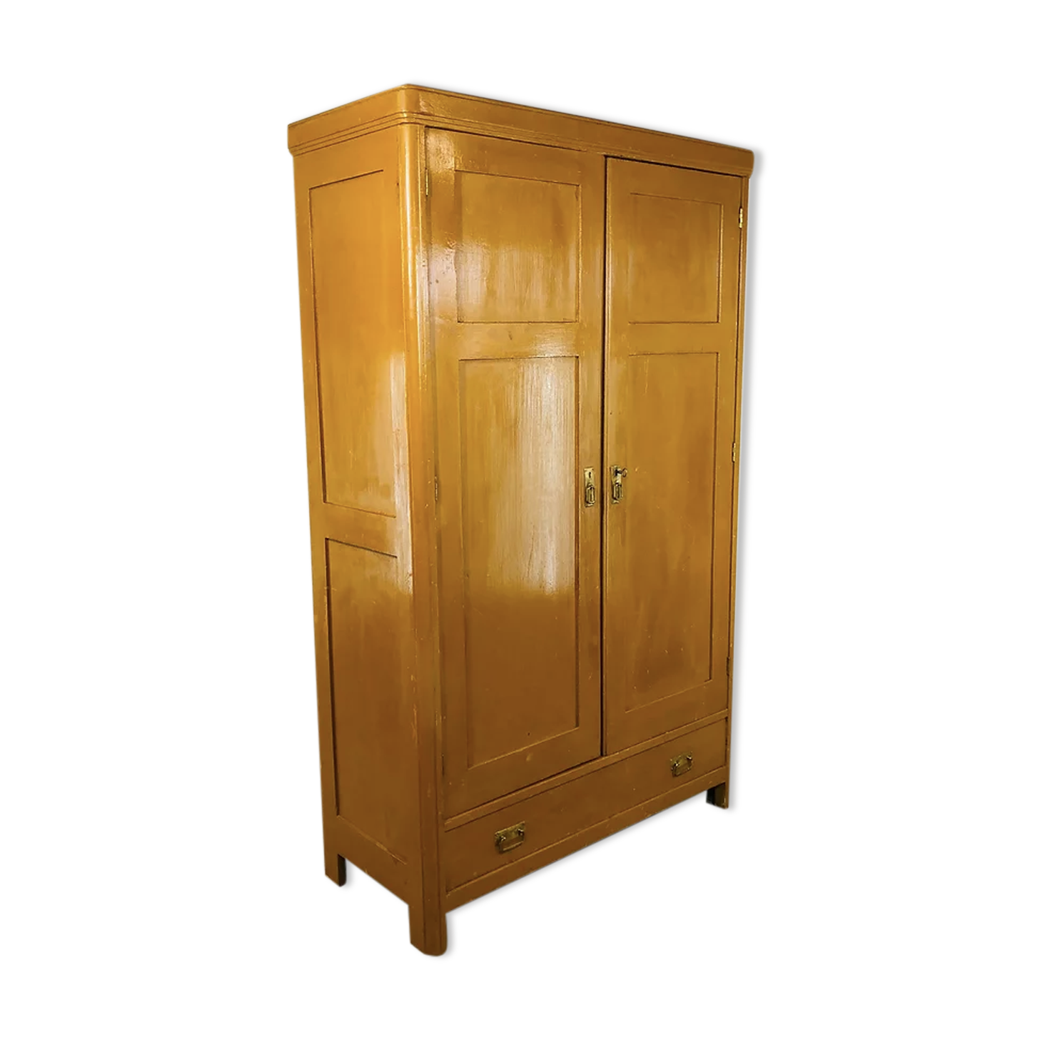 Wooden cabinet