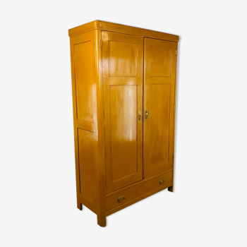 Wooden cabinet