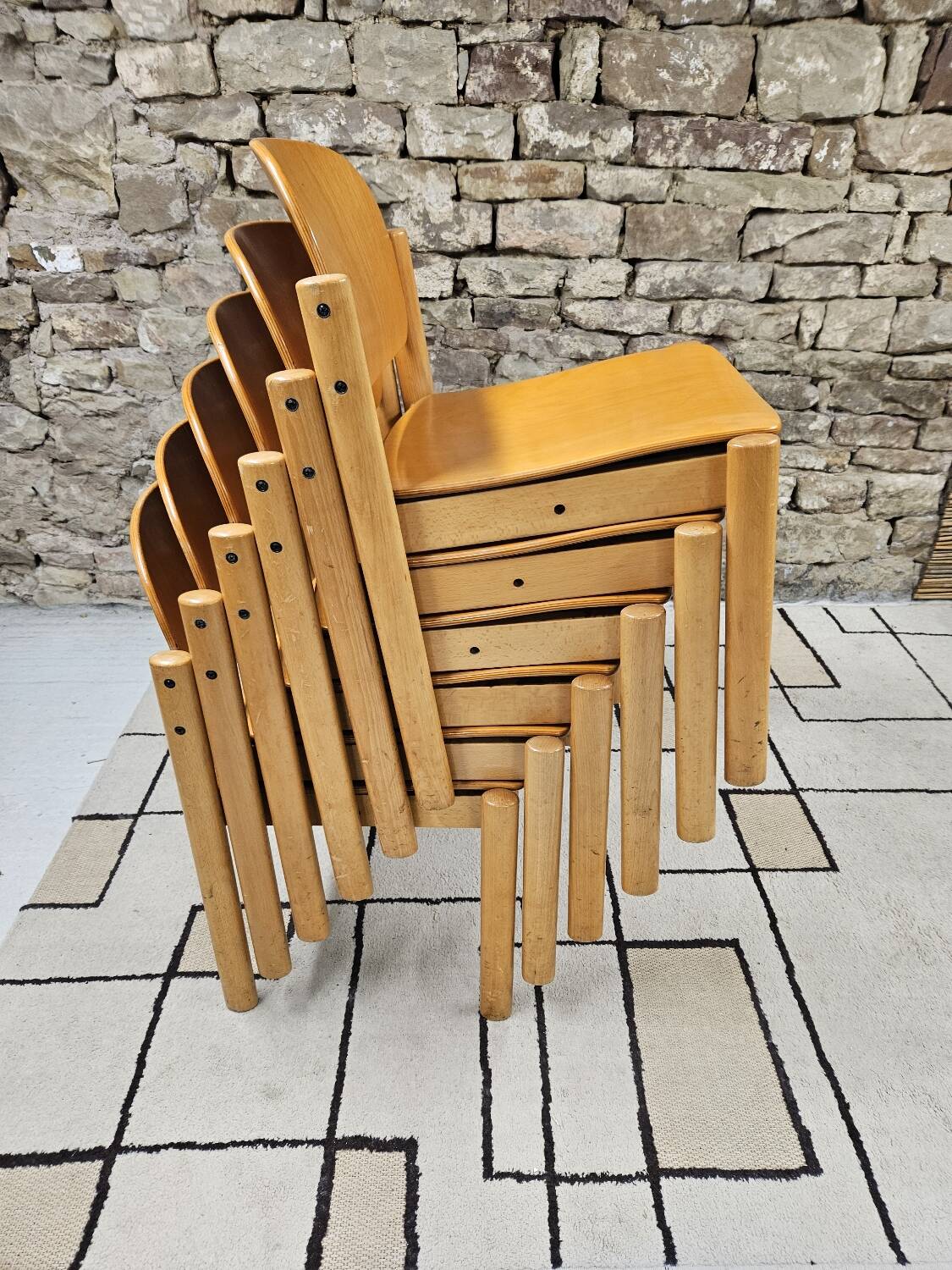 Lot 6 Danish stackable chairs 1970 vintage