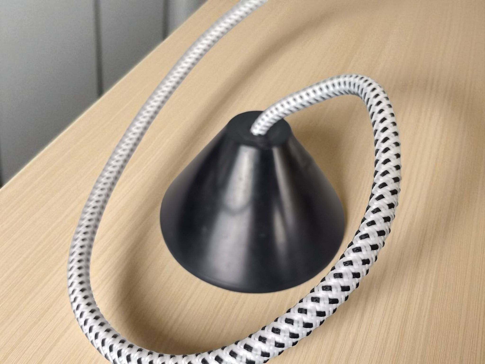 Lampe suspendue en verre de ferme du milieu du siècle