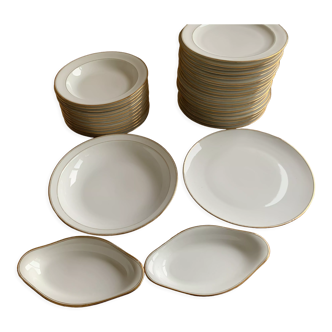 Table service 35 pieces Limoges porcelain