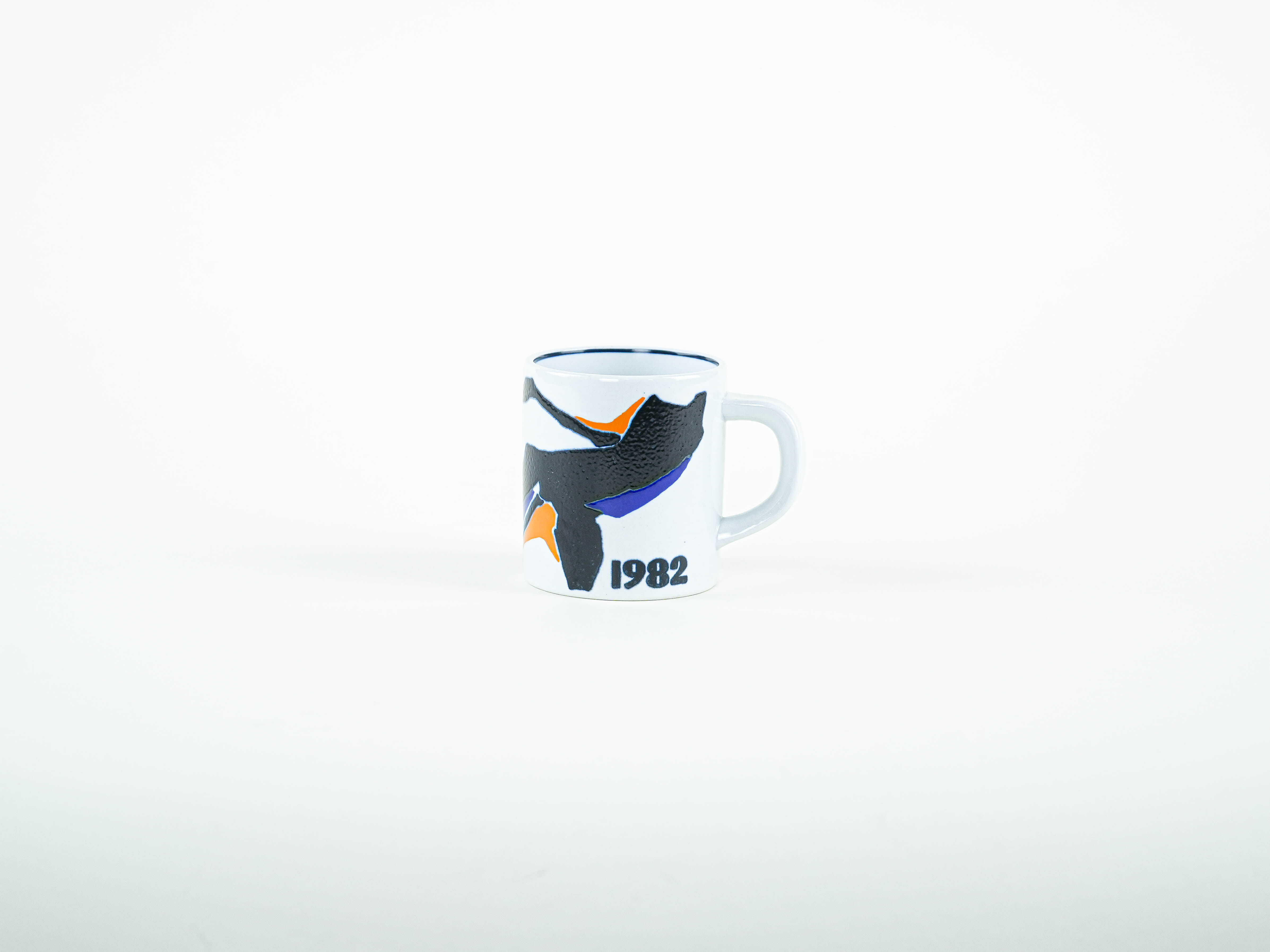 Porcelain mug, Danish design, 1982, designer: Inge-Lise Koefoed, manufactur