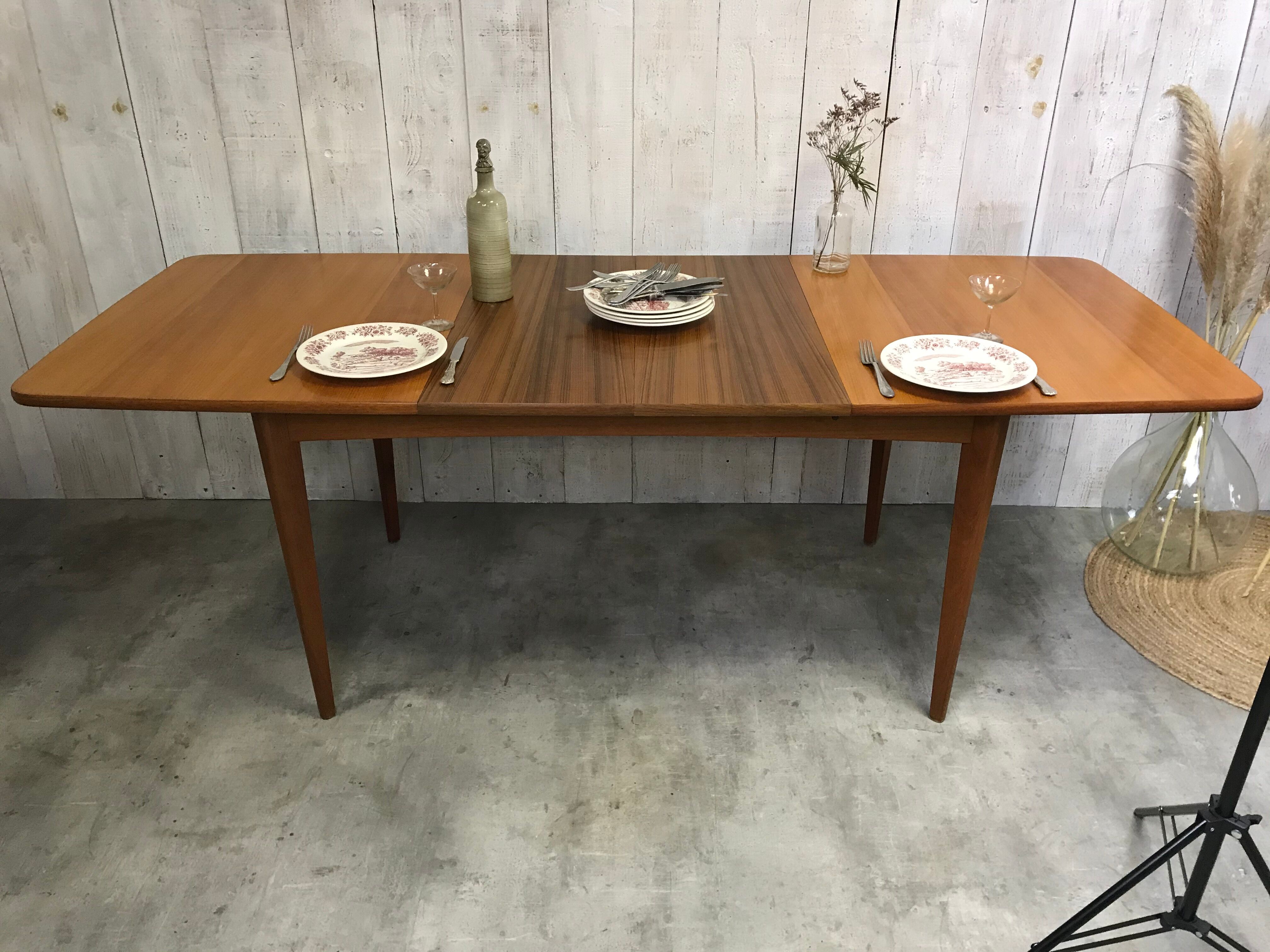 Vintage expandable table