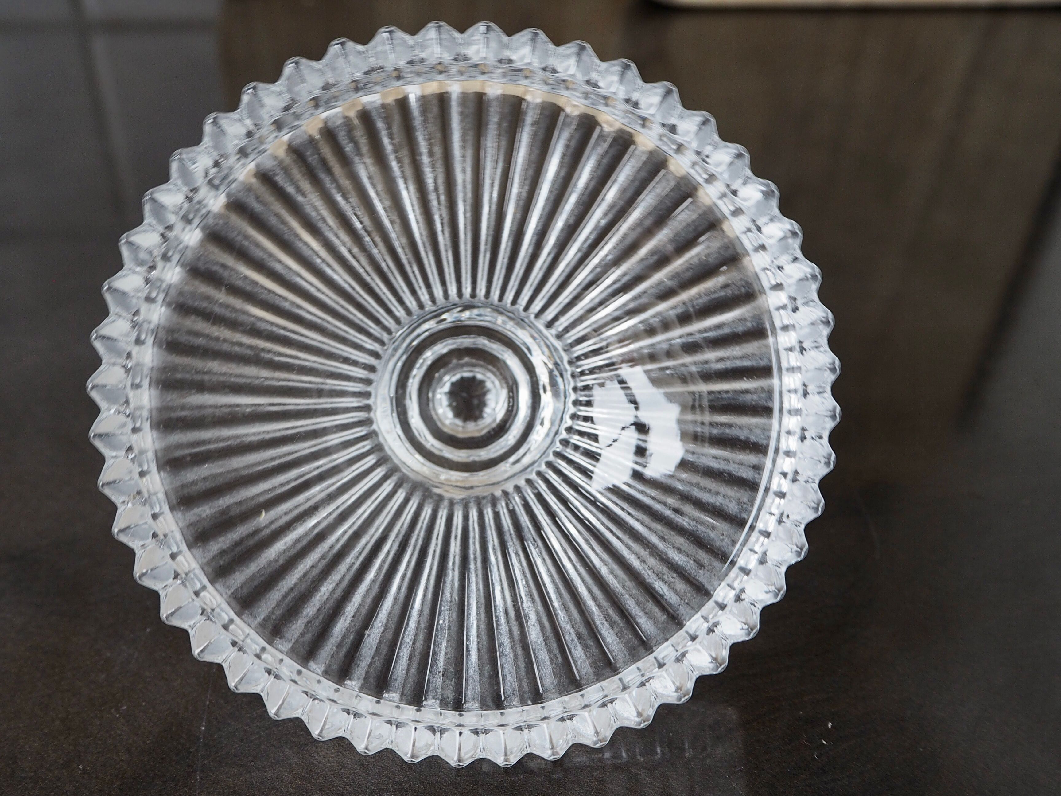 Glass candy maker