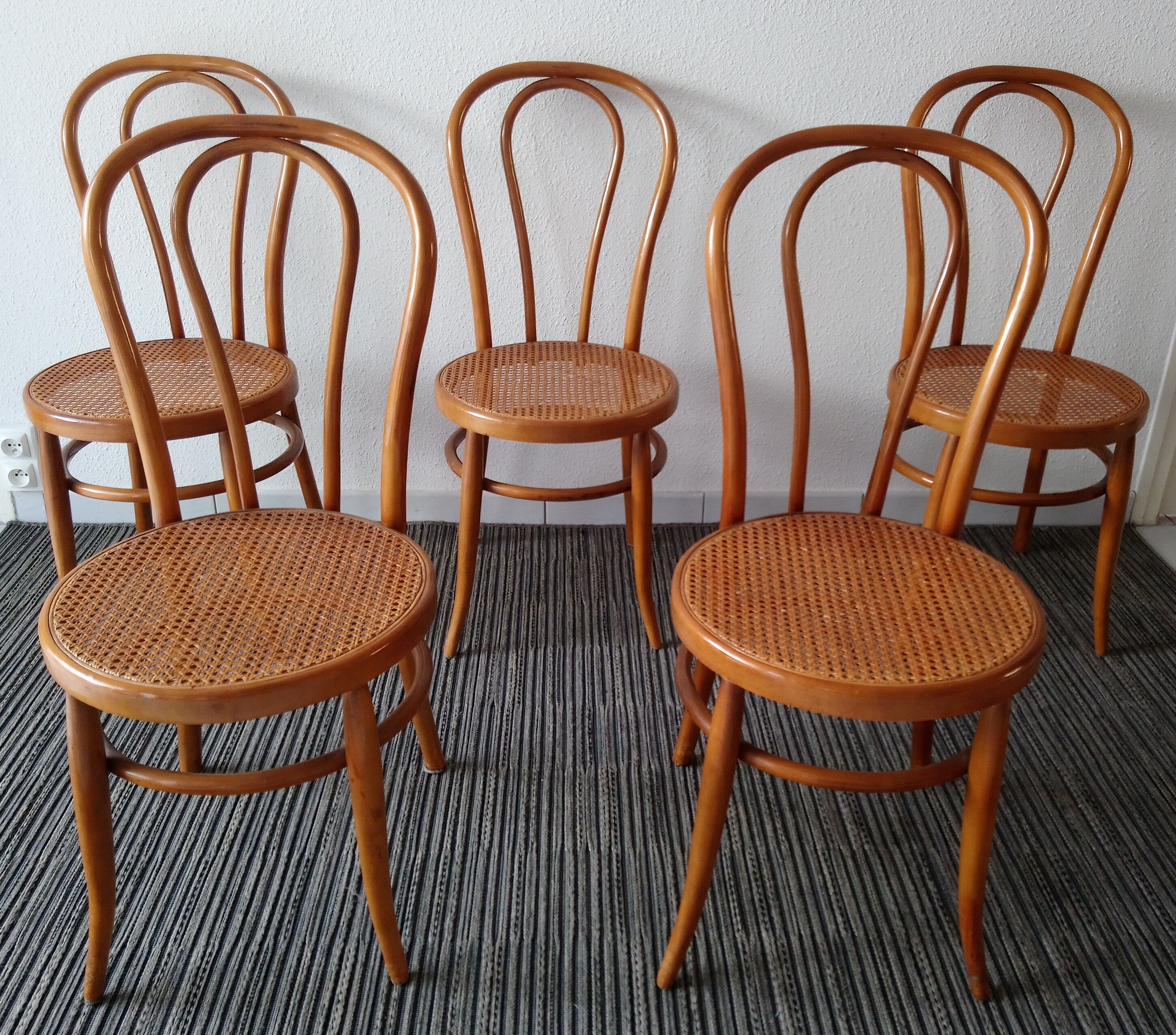 Suite of 5 chairs bistro 70's