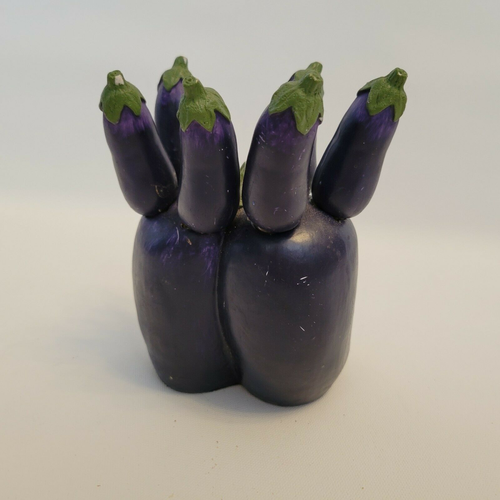 6 knives + their support in the shape of an eggplant vegetable