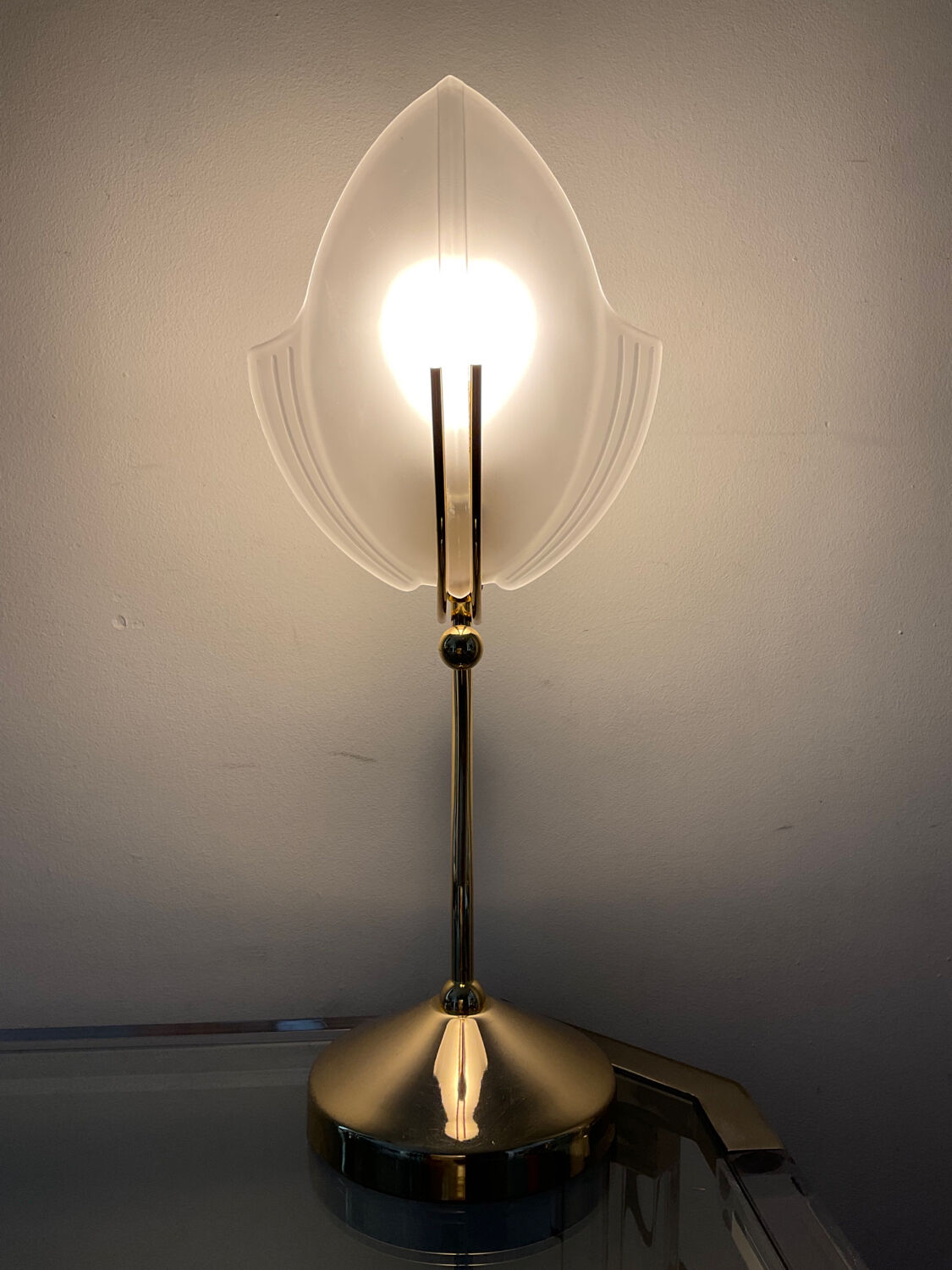 Vintage lamp in brass and frosted glass 70s-80s