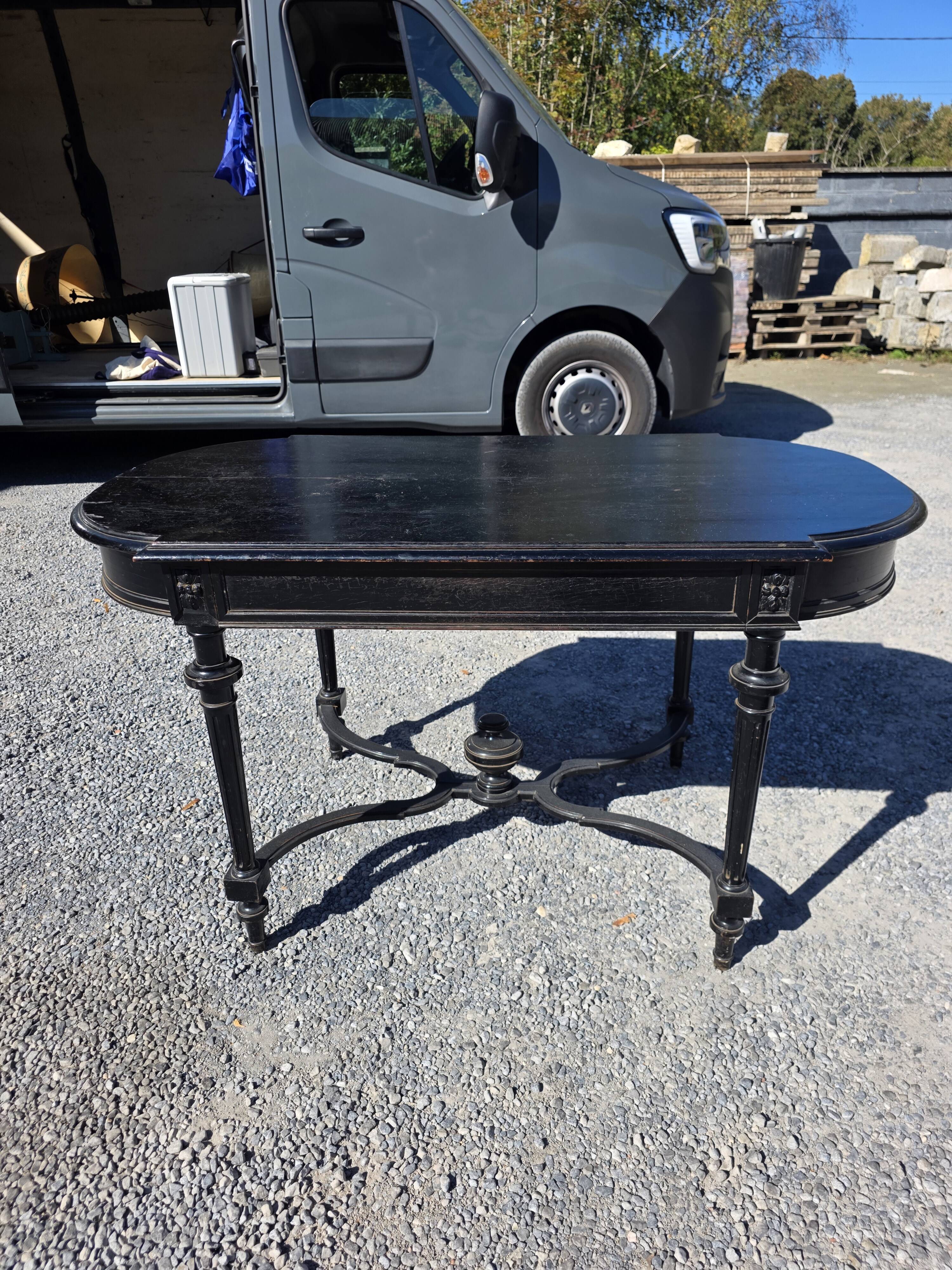 Napoleon III oak table