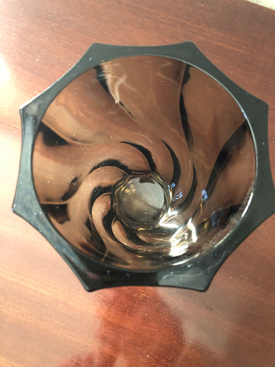 Vase verre fumé spirales
