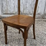 Série Lot de 7 anciennes chaises bistrot en bois