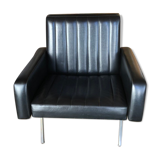 Vintage armchair in black skaï