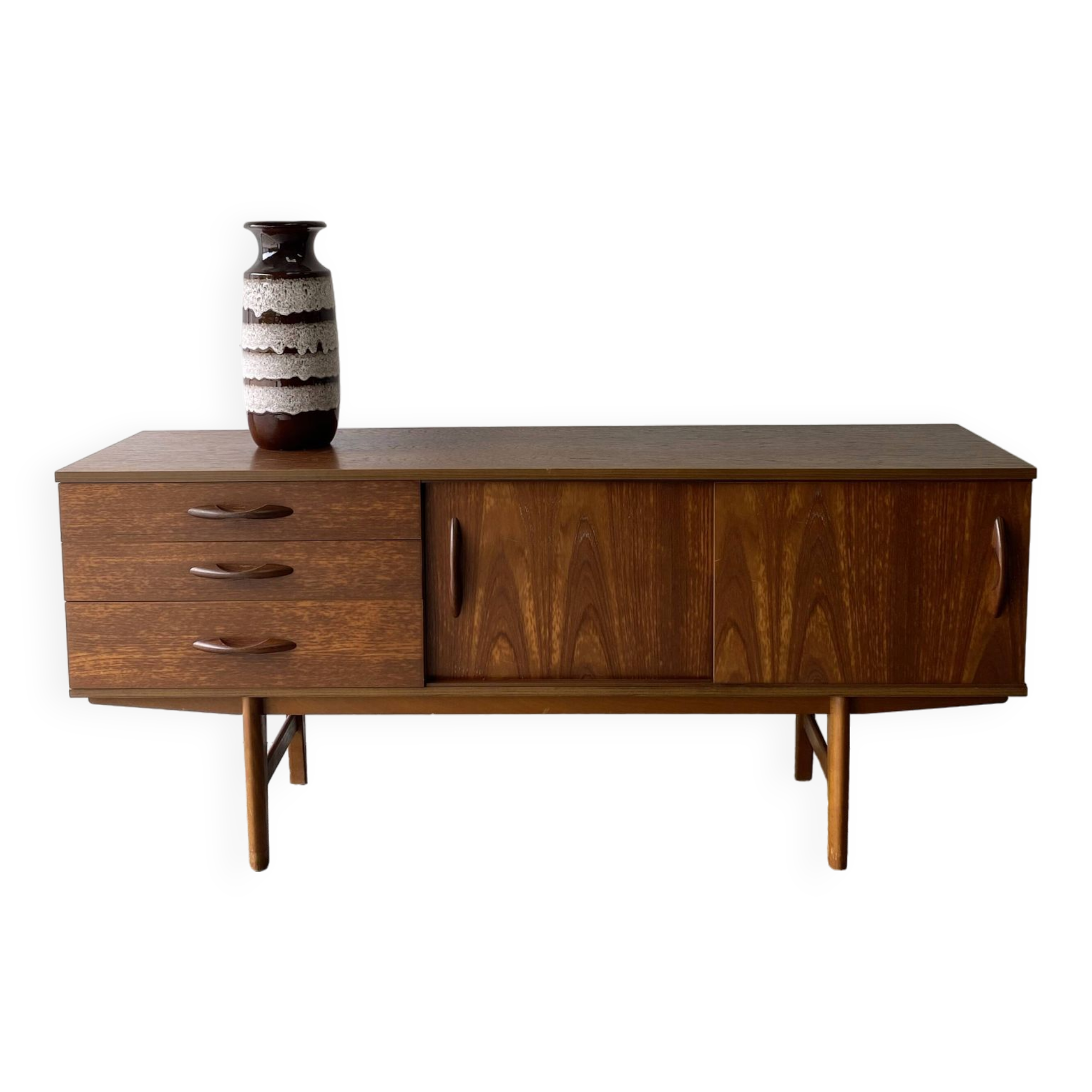 1960’s Mid century/vintage sideboard by Avalon