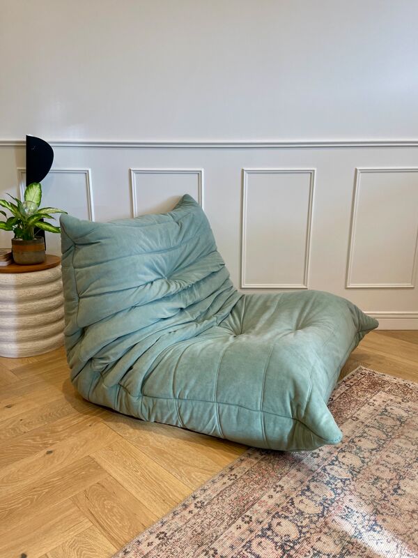 Fauteuil, chauffeuse Togo Ligne Roset vert d’eau