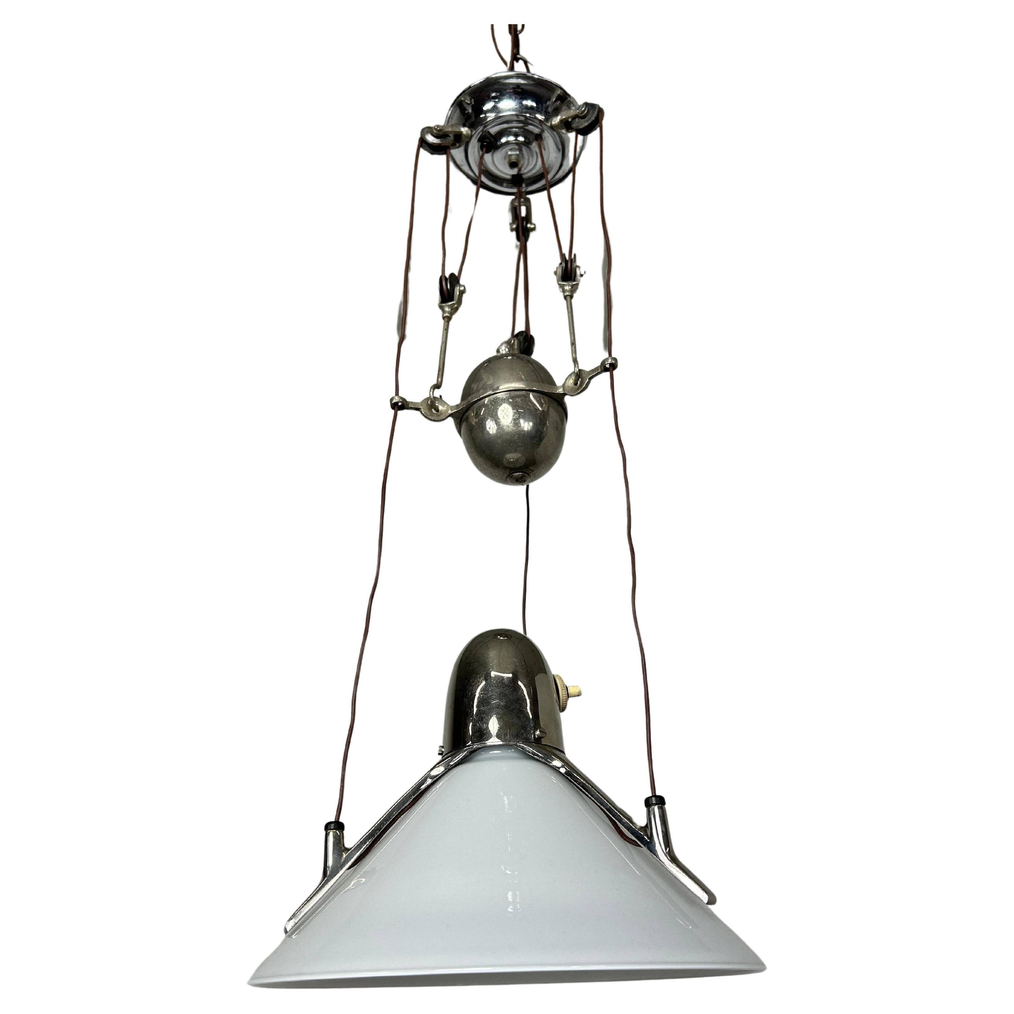 Adjustable Art Deco pendant lamp