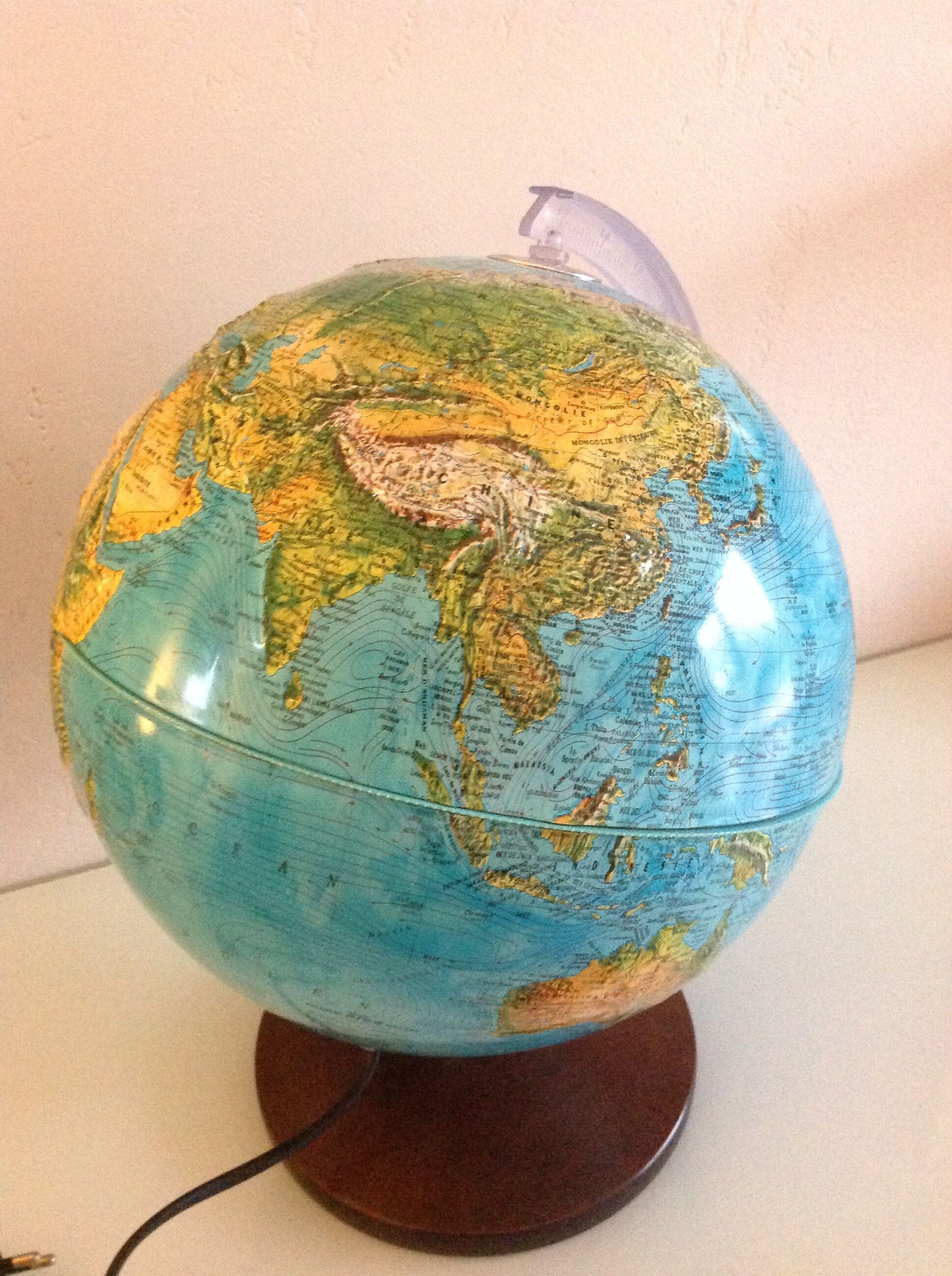 Globe in bright relief Rico Italy vintage 60s-70s