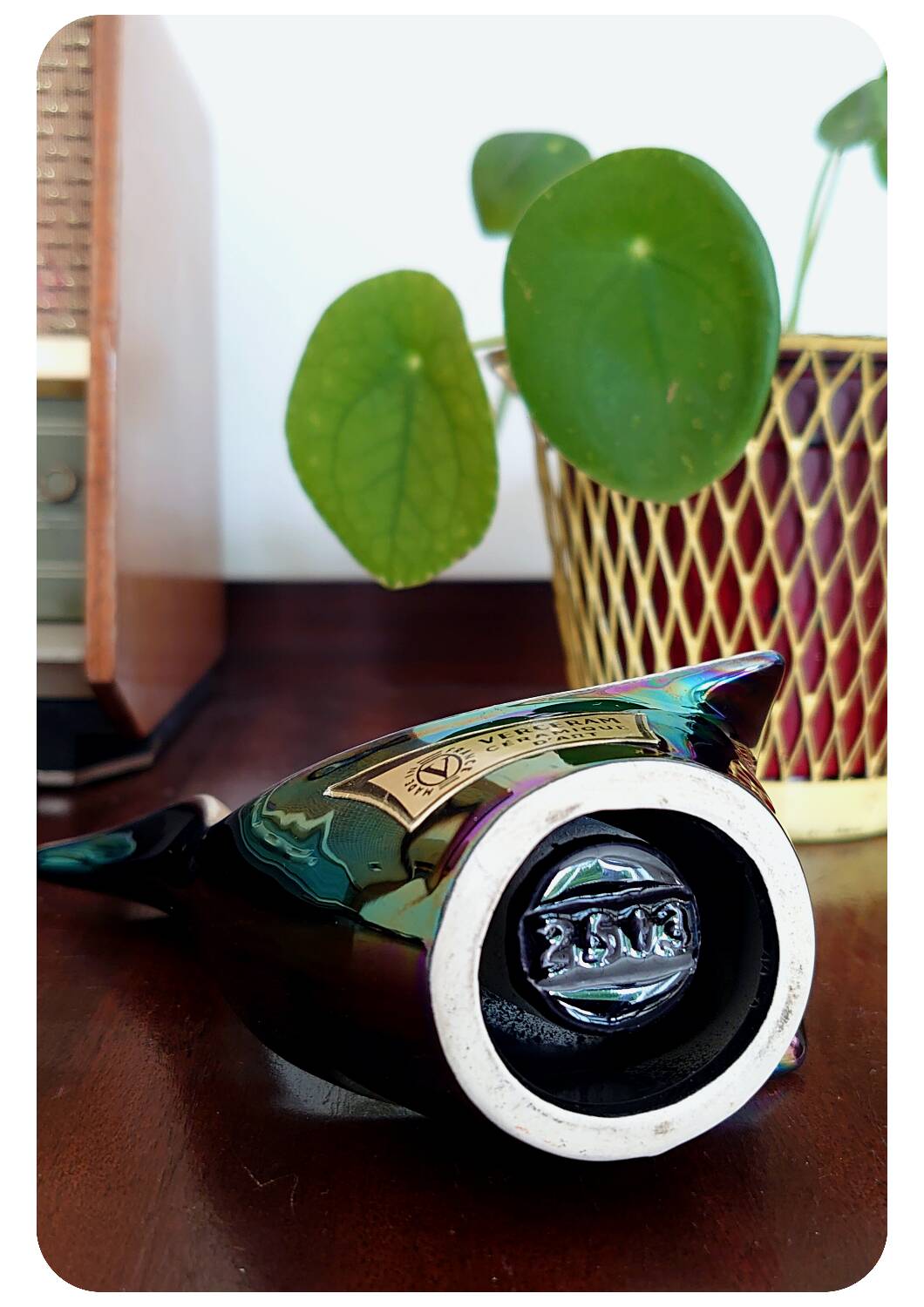 Verceram swan-shaped candle holder