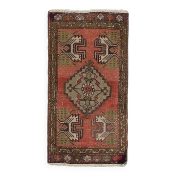 Tapis vintage petit. Paillasson fait main. Housse de siège turque. Tapis d'entrée. Tapis de cuisine.