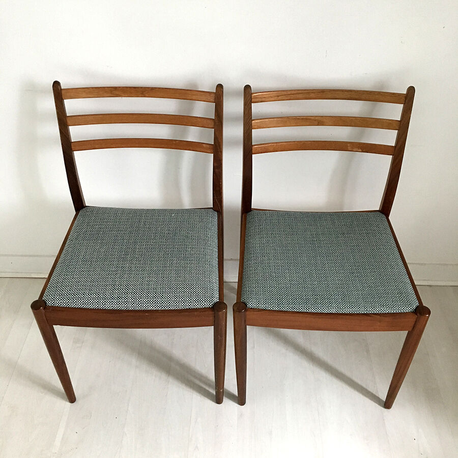 Pair of scandinavian chairs 60