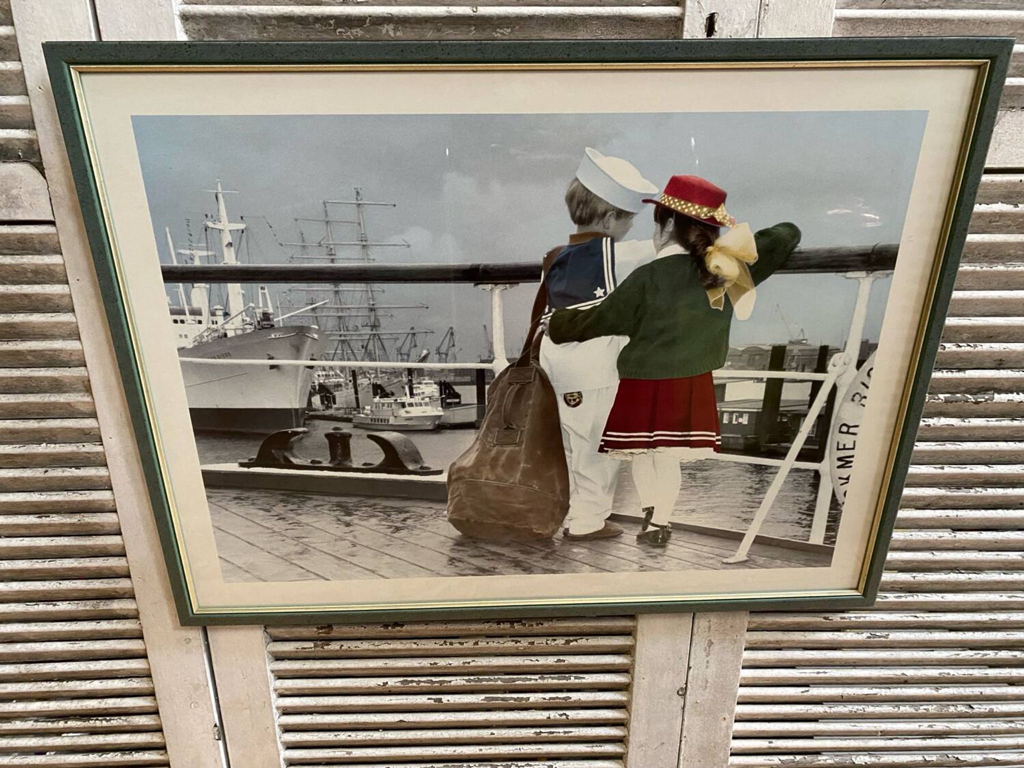 Old Color Print Sailor Children On The Naval Port + Green Wood Frame #B540