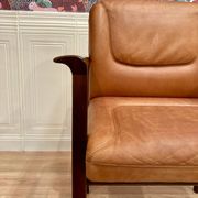 FAUTEUIL CUIR "DESIGN 1960".