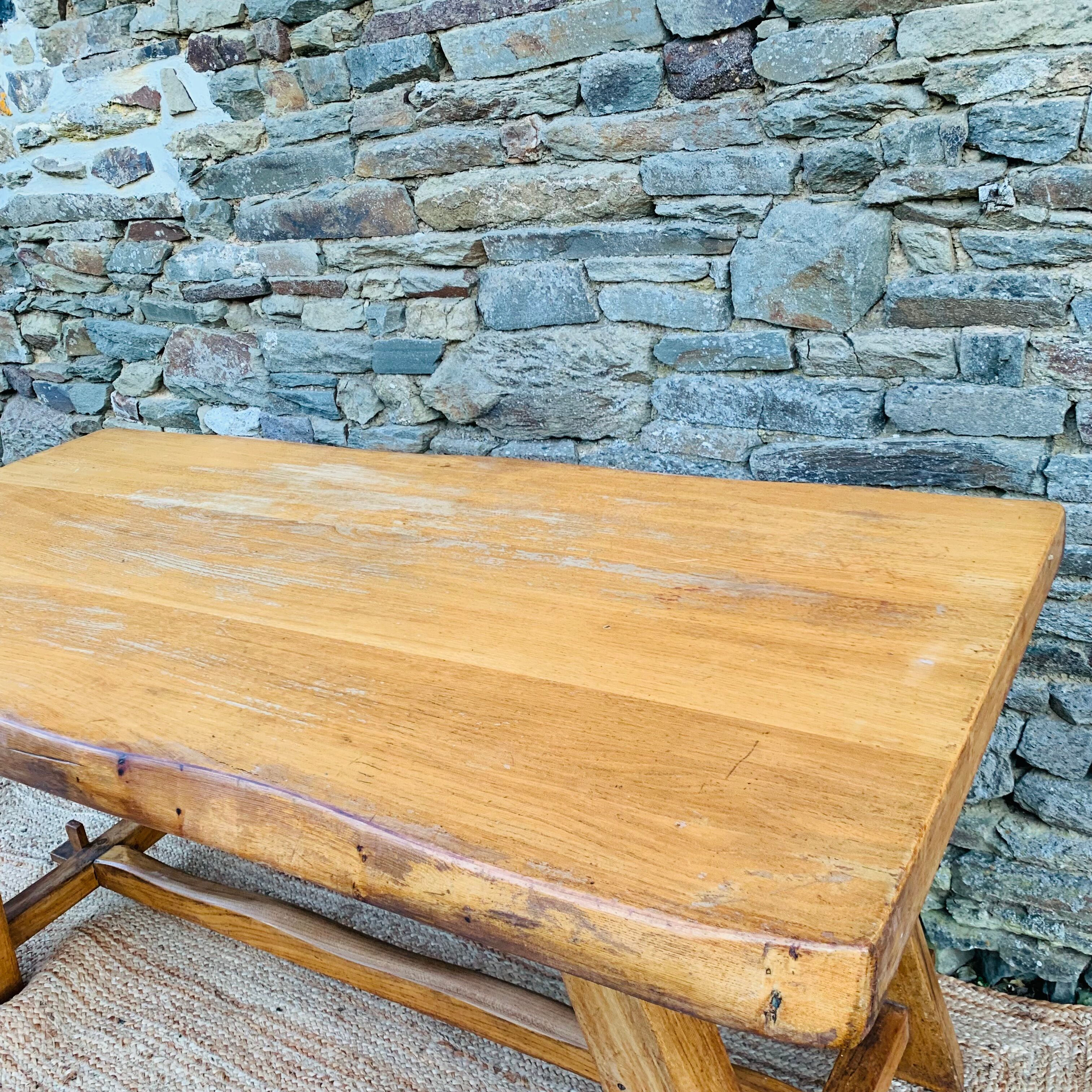 Elm table from Aranjou