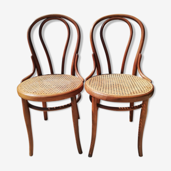 2 bistro Thonet chairs