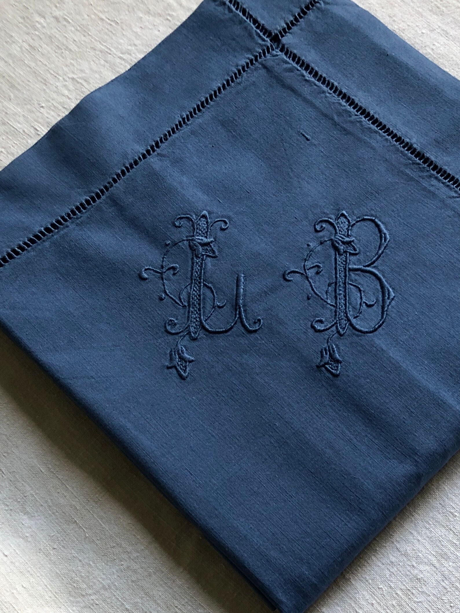 Antique night blue cotton pillowcase