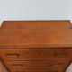 Commode en bois massif vintage
