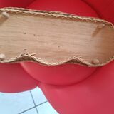 Corbeille ondulée rotin et bois.