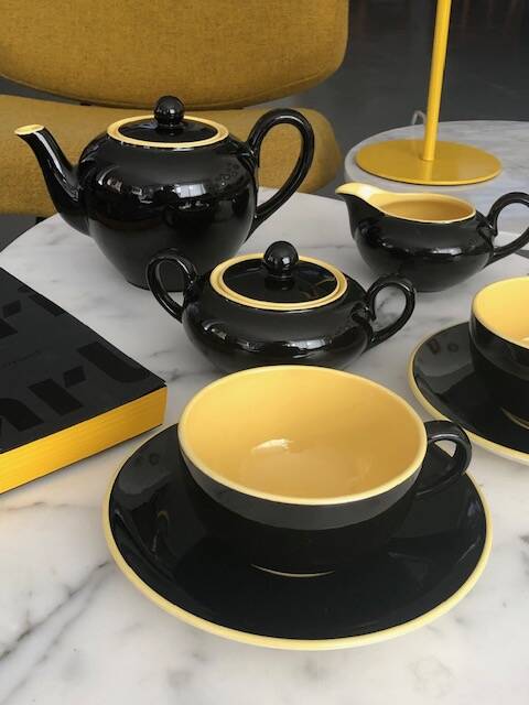 Villeroy and Boch tea set