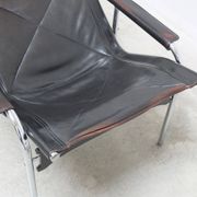 Reclining 'HE1106' lounge chair with ottoman by Hans Eichenberger for Strässle, 1978