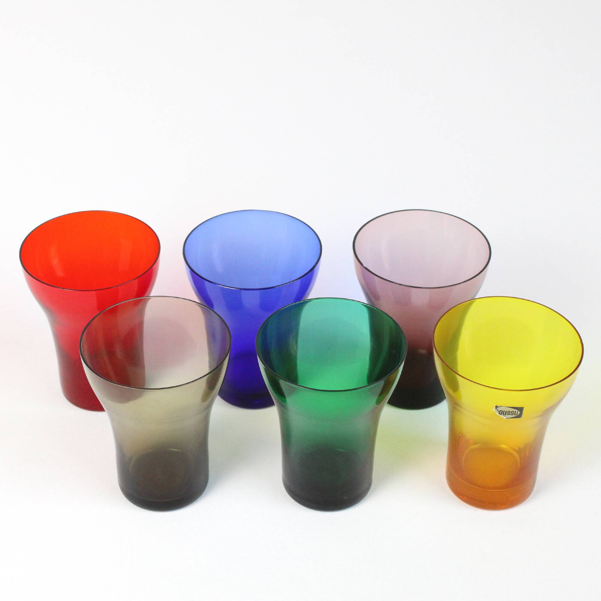 Set of 6 coloured vintage glasses - glassware from Boussu