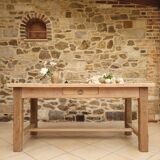 Farm table