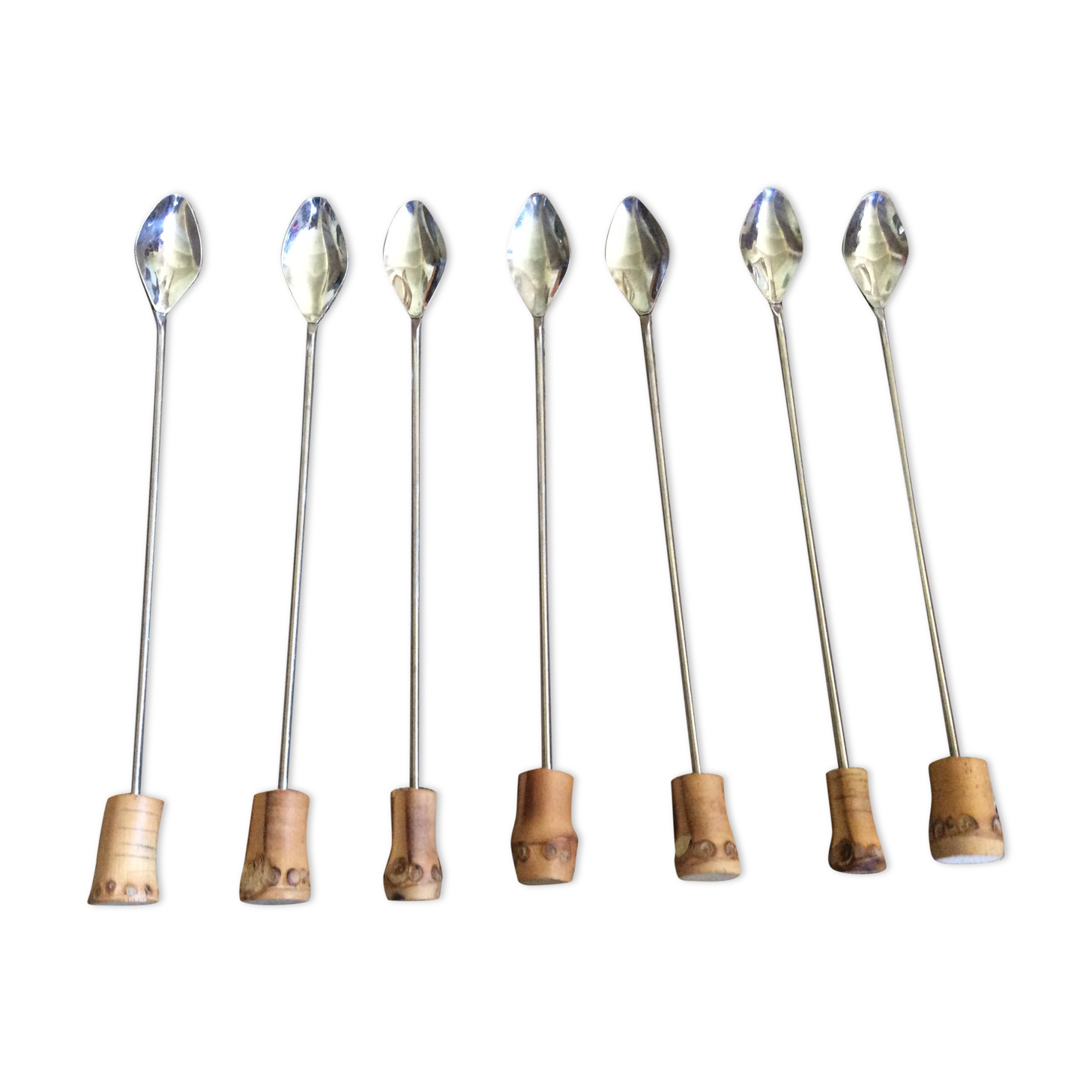 Series of 7 bamboo spoons