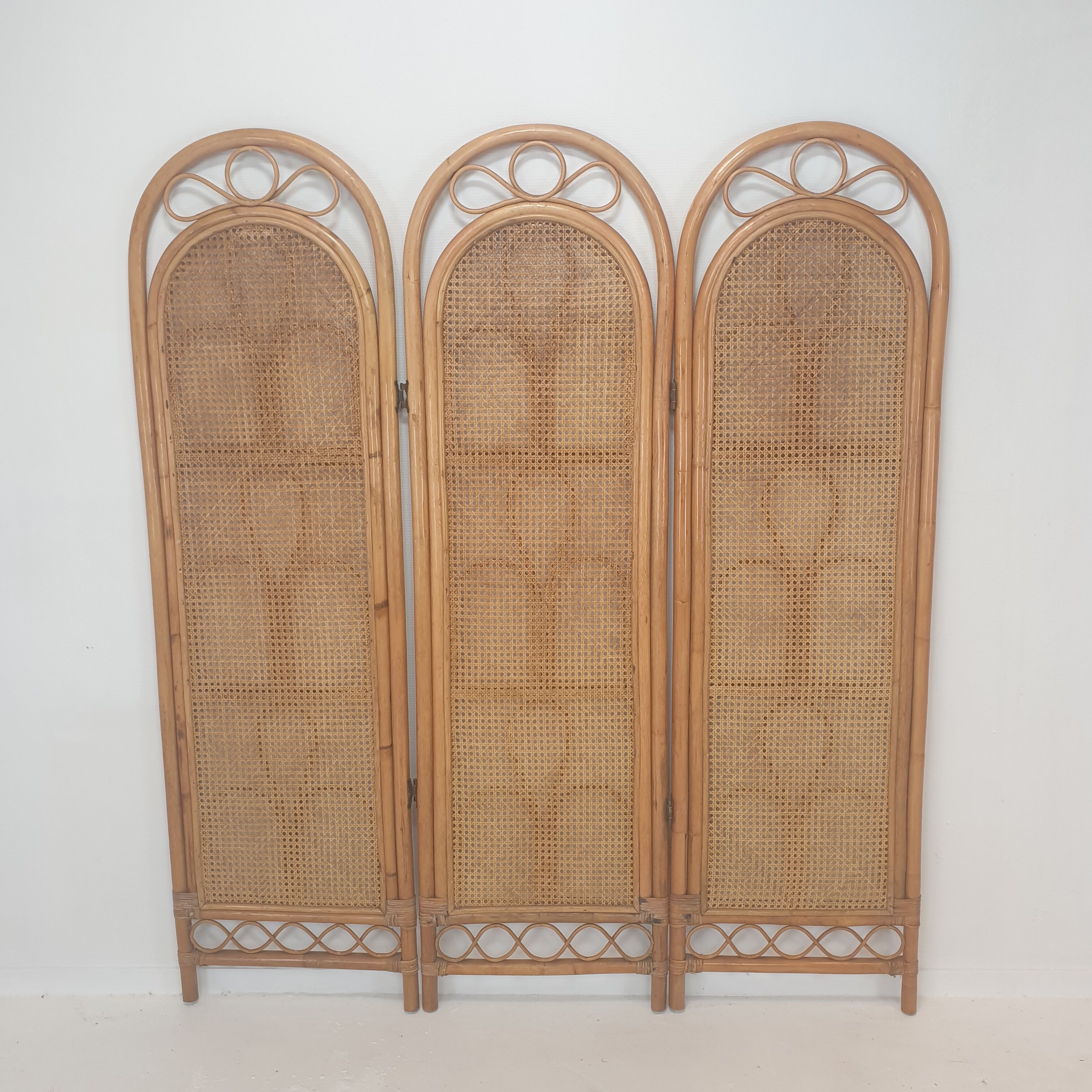 Italian rattan and wicker room divider 1960s